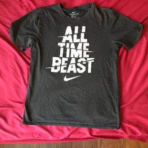 Black nike T-shirt 💪🏾😎